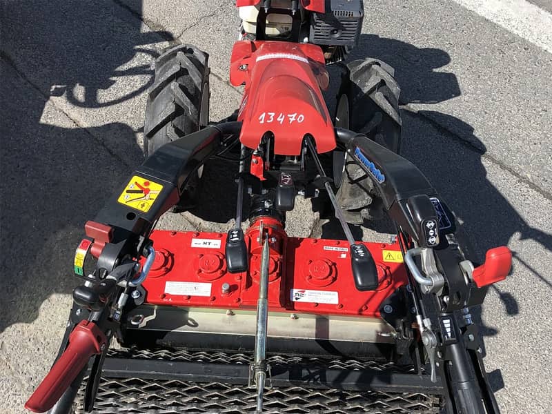 001_Motoculteur_powersafe_340_ferrari_Location_grue_remorque_nacelle_machine_Pierre_Debyttere_Transport_Celles_location_machines_engins_Tournai_Frasnes_Mons_Mouscron