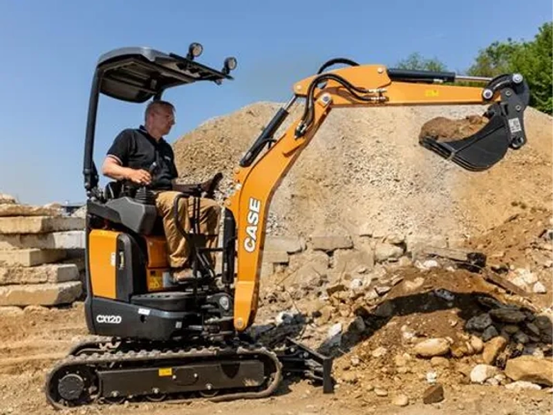 001_mini_pelle_case_CX12D_Location_grue_remorque_nacelle_machine_Pierre_Debyttere_Transport_Celles_location_machines_engins_Tournai_Frasnes_Mons_Mouscron